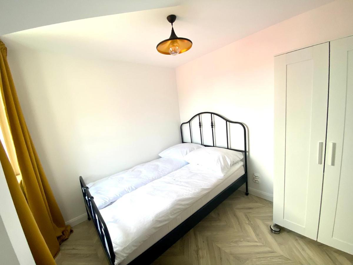 Apartament Sanok Bagian luar foto